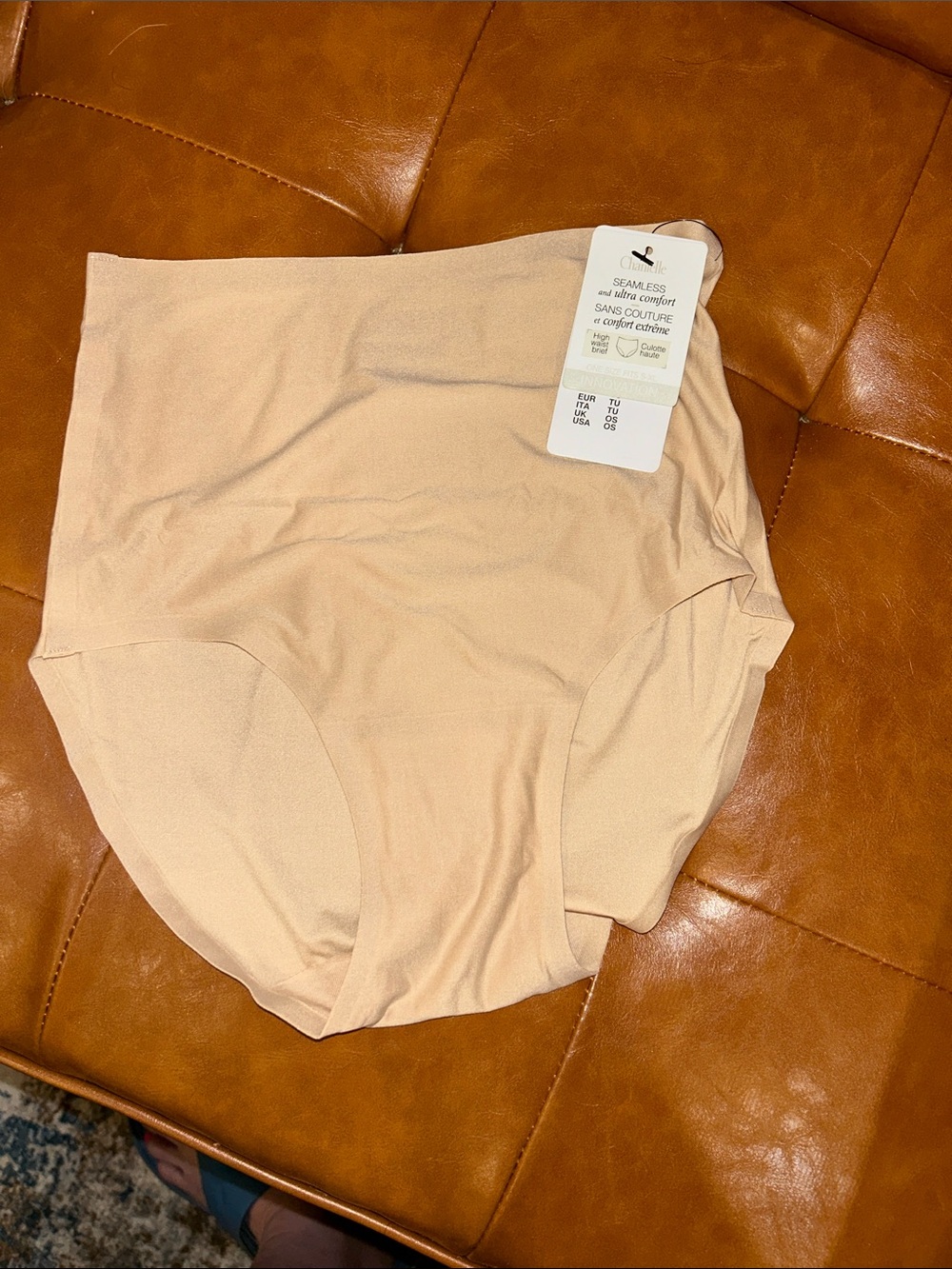 Chantelle seamless briefs in nude